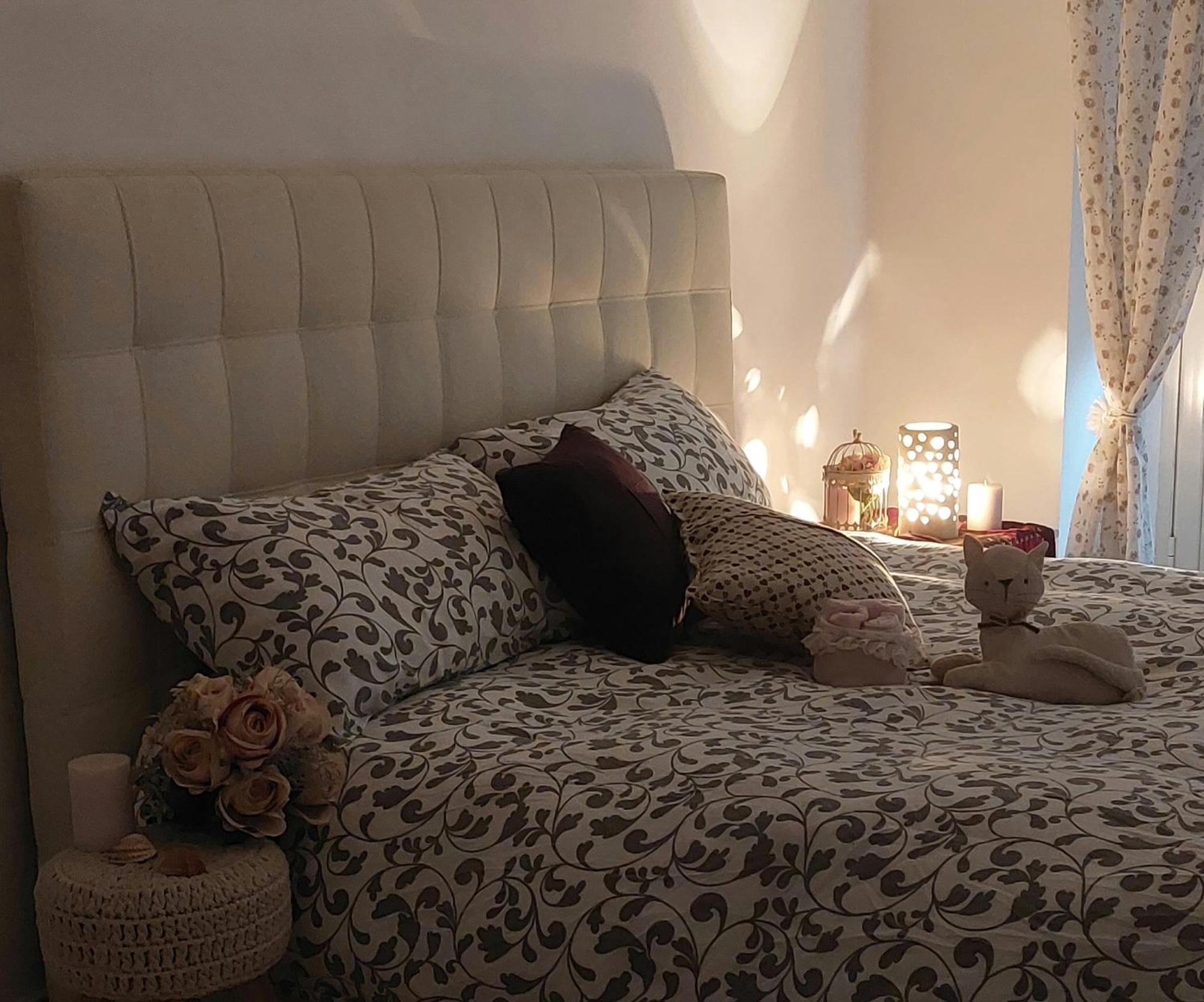 Casa Vacanze "Cortile Aquilone" คาตาเนีย ภายนอก รูปภาพ