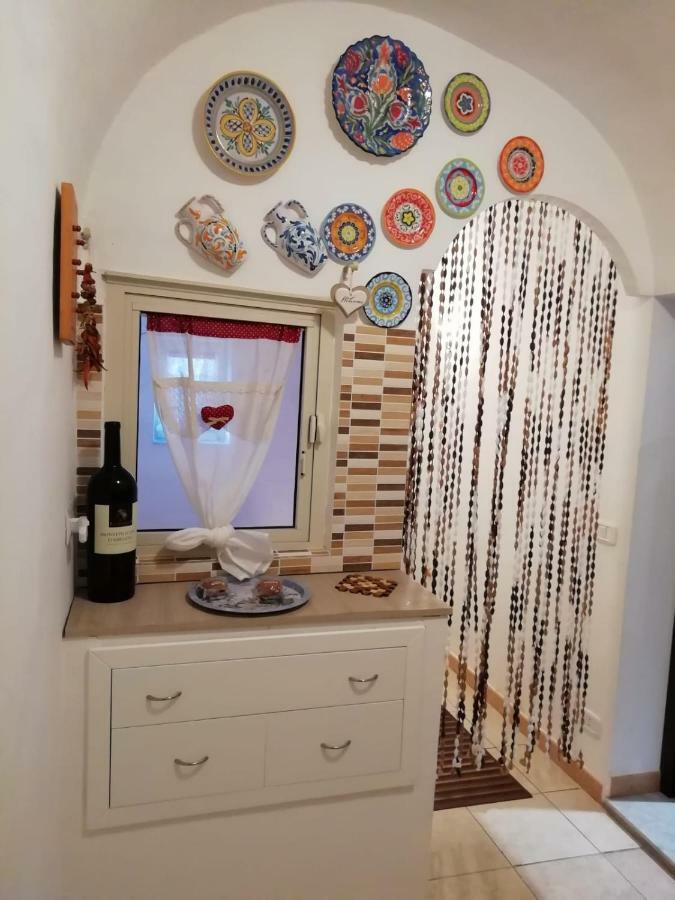 Casa Vacanze "Cortile Aquilone" คาตาเนีย ภายนอก รูปภาพ